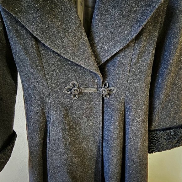 Paddington Exclusive Blended Wool Cashmere Coat - Picture 3 of 7
